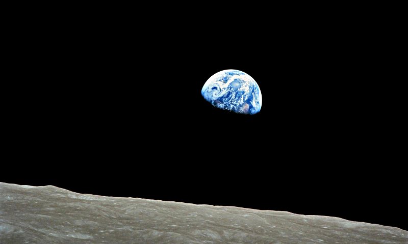 A view of the Earth from the Moon